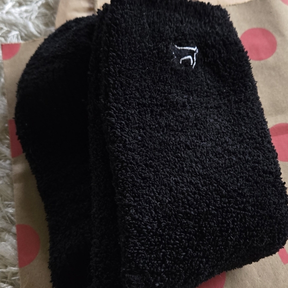 Victorias Secret PINK Black Fuzzy socks One Size Slippers Dog Logo Y2k Womens - Picture 8 of 13